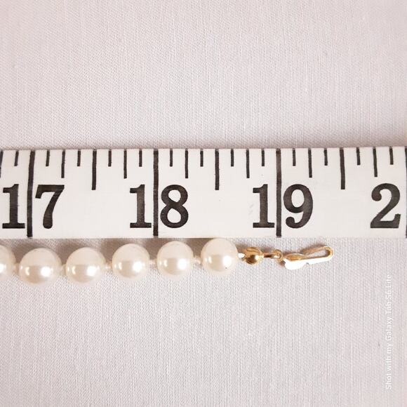 Roman Faux Pearl Necklace With Removable Oval Cabochon Clear Rhinestone Pendant - Picture 7 of 10